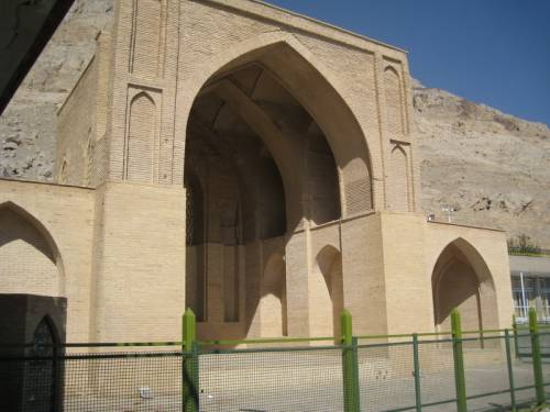 ایوان گزی ها خمینی شهر